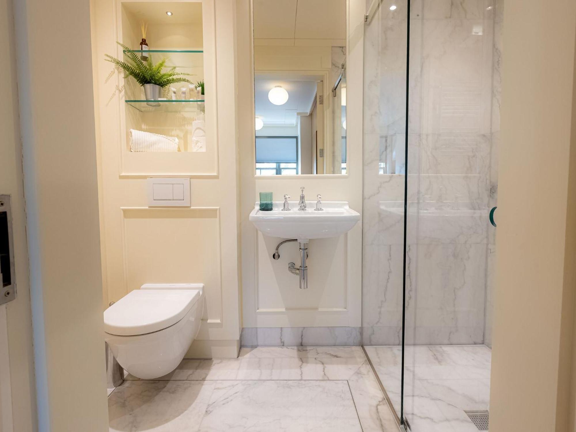 Modern Deluxe Five Bedroom House Near Chalk Farm Station By Belvilla London Bagian luar foto
