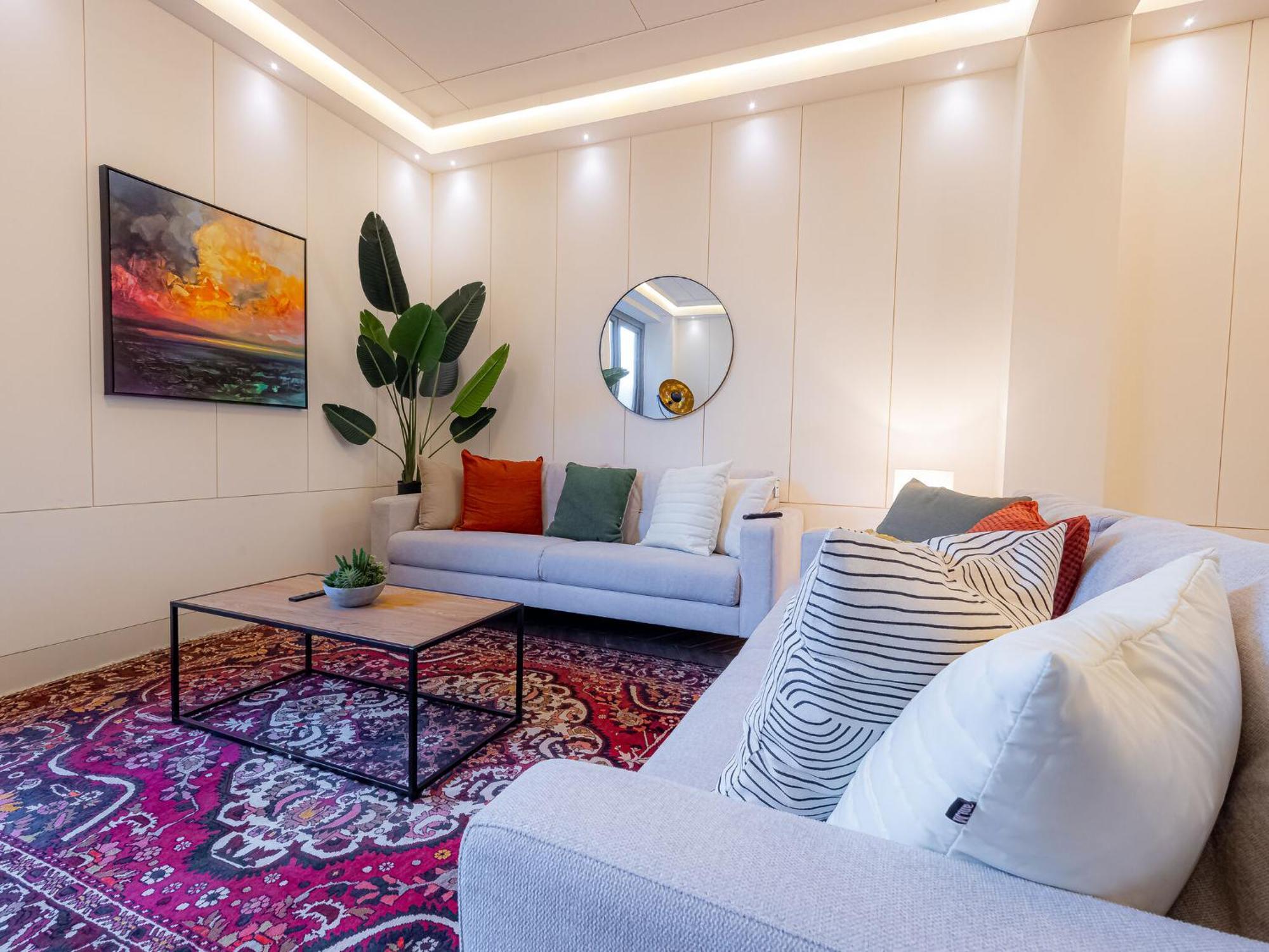 Modern Deluxe Five Bedroom House Near Chalk Farm Station By Belvilla London Bagian luar foto