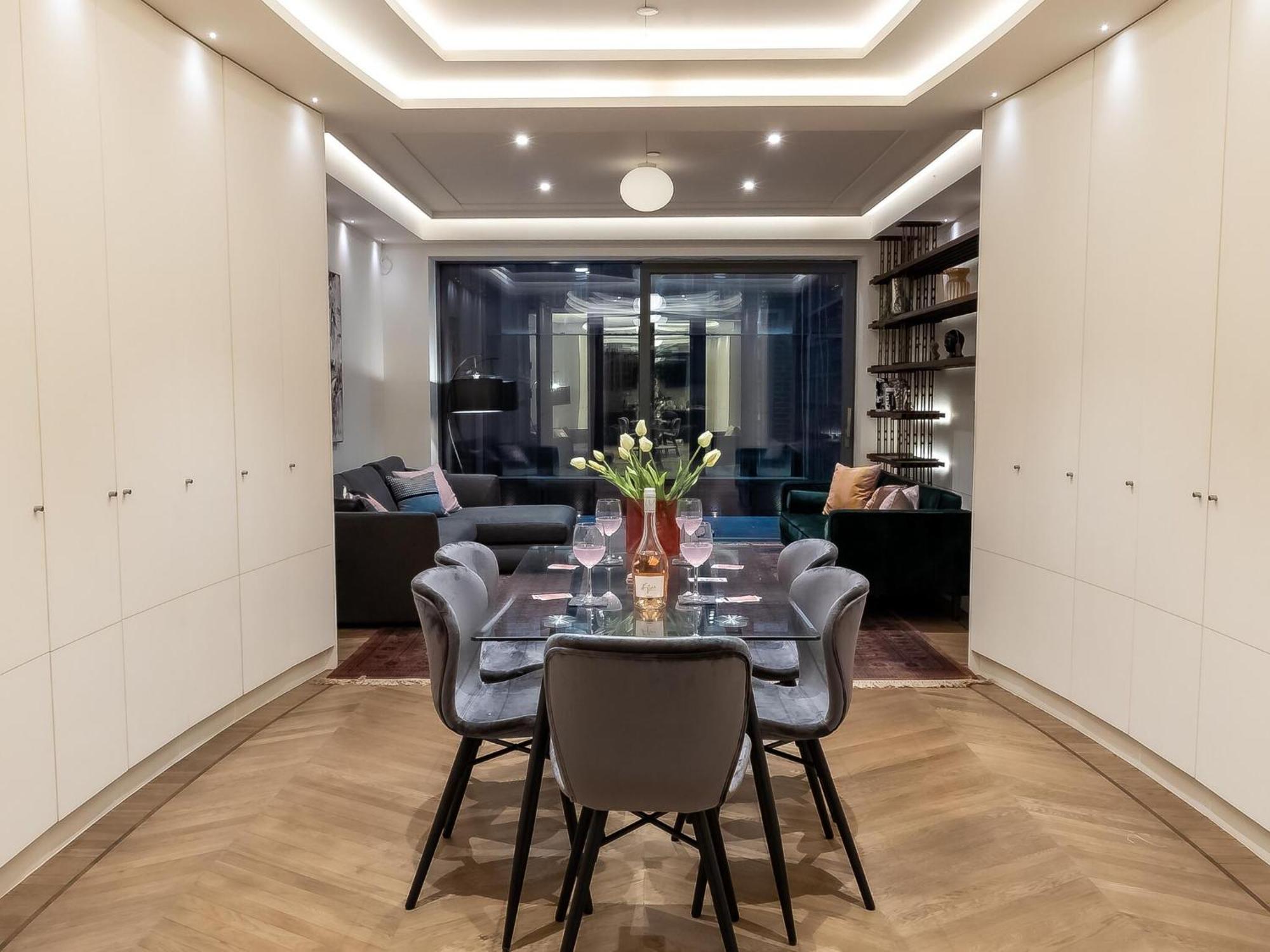 Modern Deluxe Five Bedroom House Near Chalk Farm Station By Belvilla London Bagian luar foto