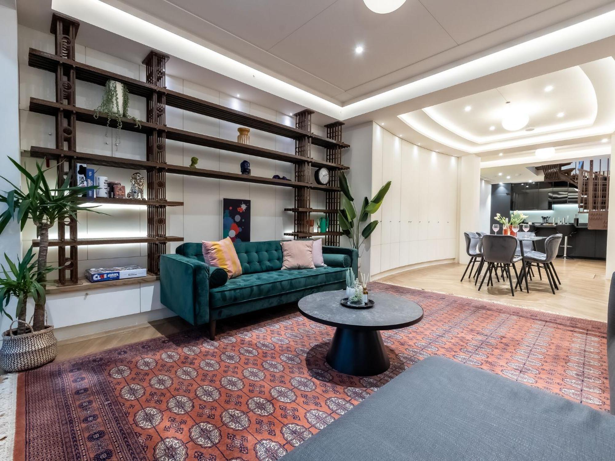 Modern Deluxe Five Bedroom House Near Chalk Farm Station By Belvilla London Bagian luar foto