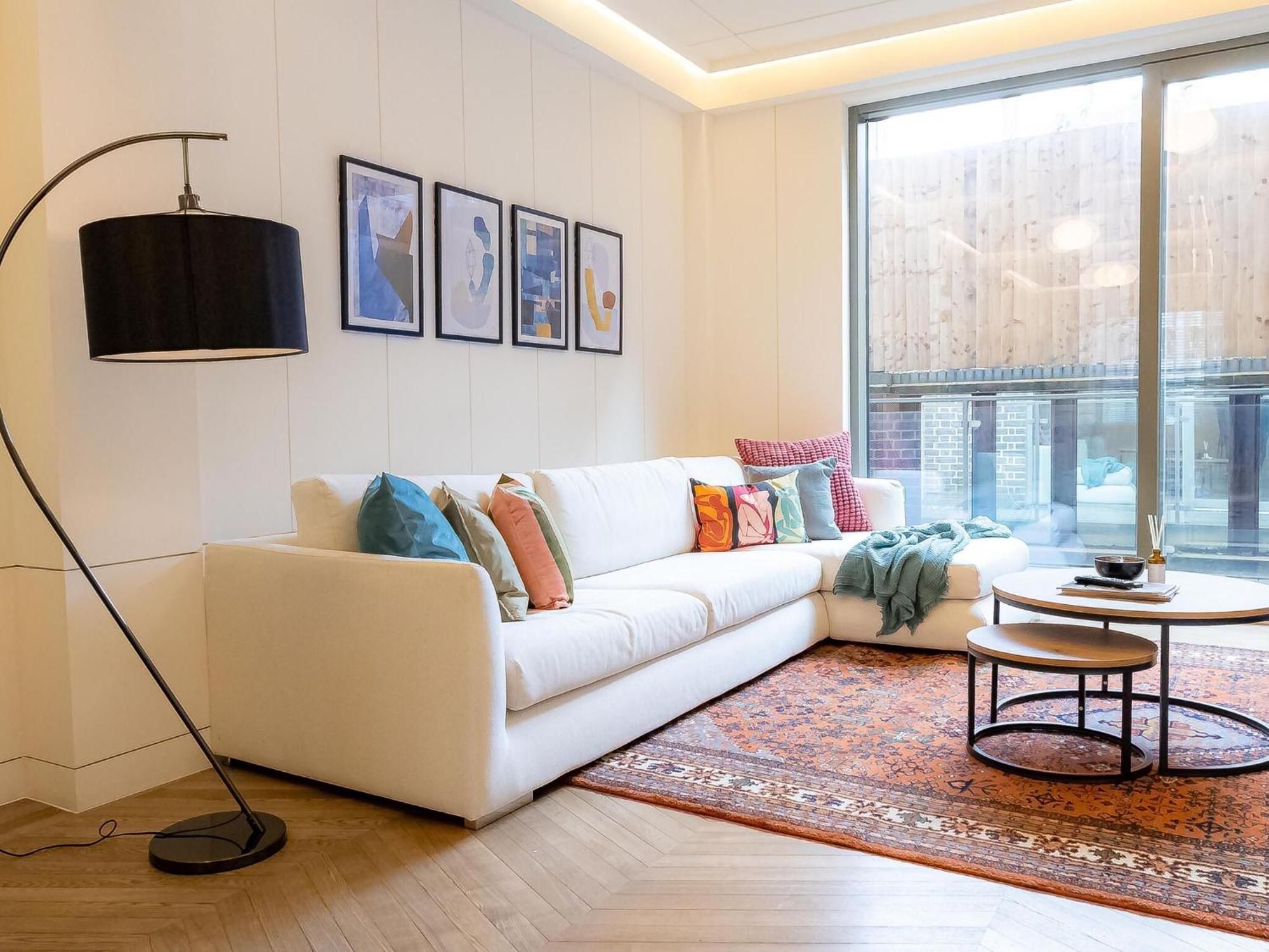 Modern Deluxe Five Bedroom House Near Chalk Farm Station By Belvilla London Bagian luar foto