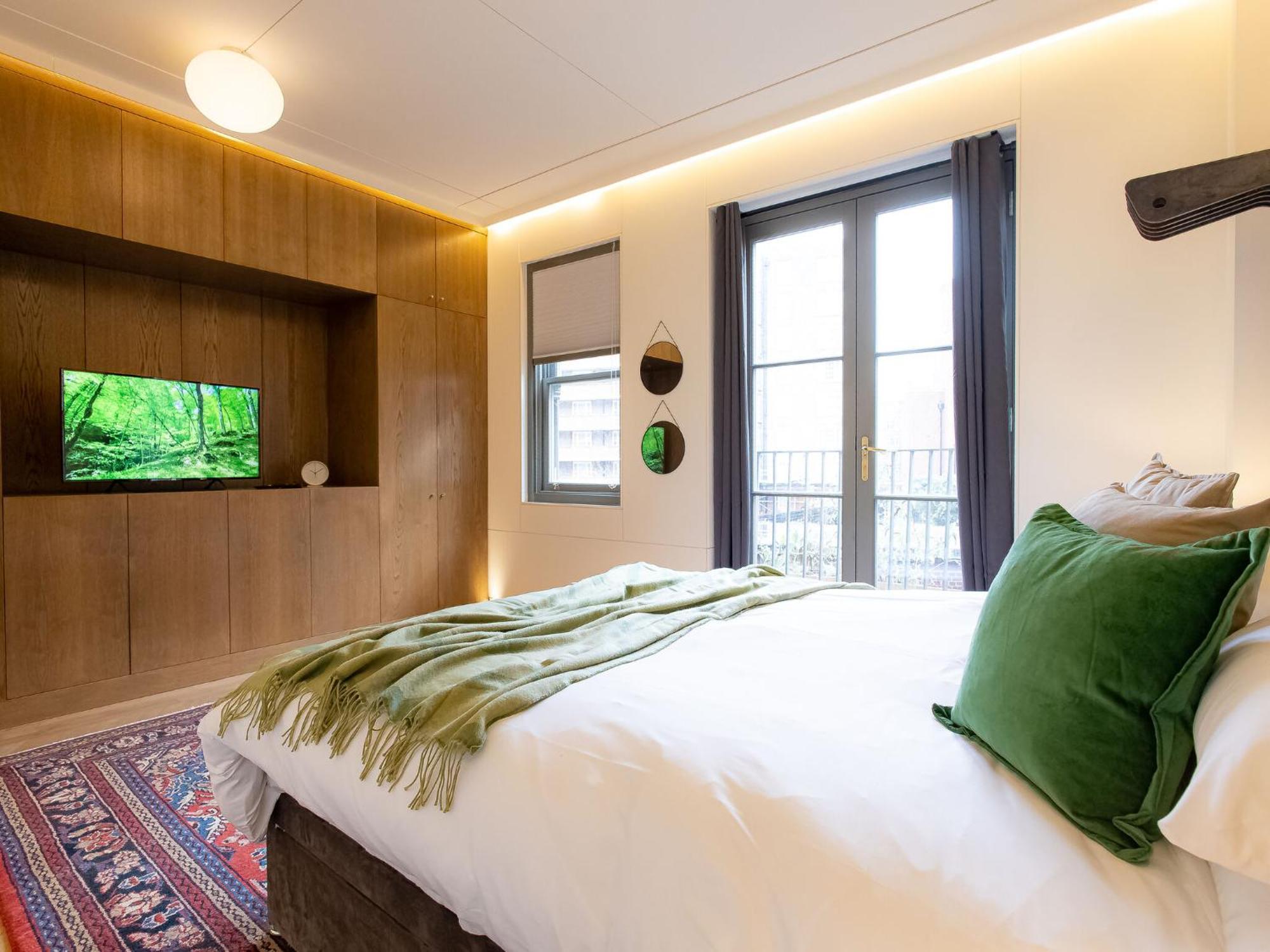 Modern Deluxe Five Bedroom House Near Chalk Farm Station By Belvilla London Bagian luar foto